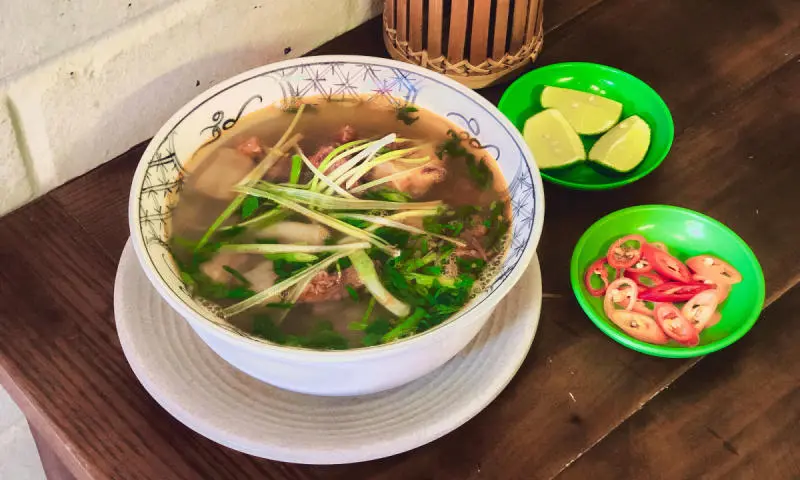 Top 15 quán phở gà ngon Hà Nội làm bao người mê mẩn 8