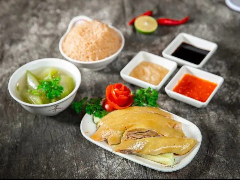 Top 6 qu&aacute;n cơm g&agrave; Hải Nam nổi tiếng nhất H&agrave; Nội 5
