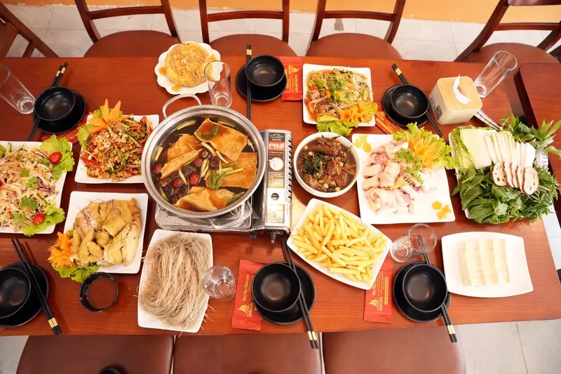 Top 8 qu&aacute;n m&oacute;n cuốn ngon H&agrave; Nội, trọn vị tinh hoa trong sự đơn giản 7