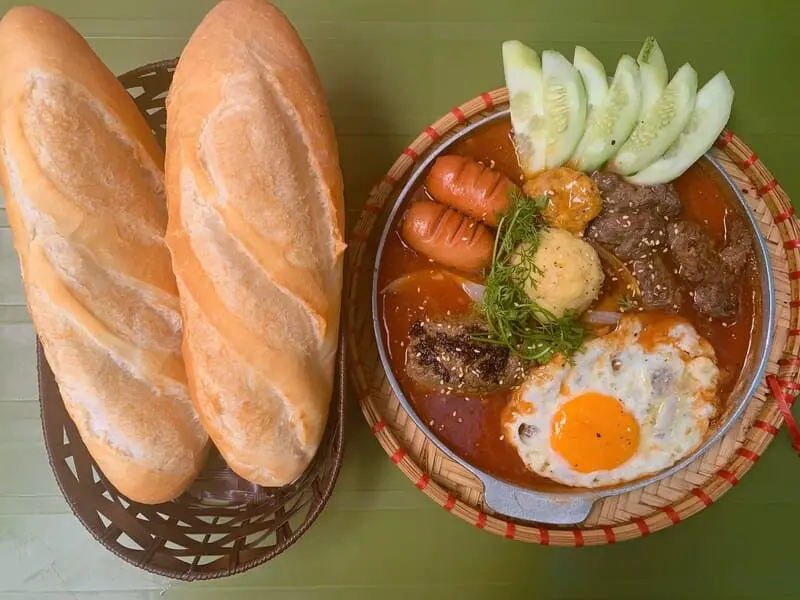 Top qu&aacute;n b&aacute;nh m&igrave; chảo H&agrave; Nội ngon qu&ecirc;n lối về bạn phải thử 4