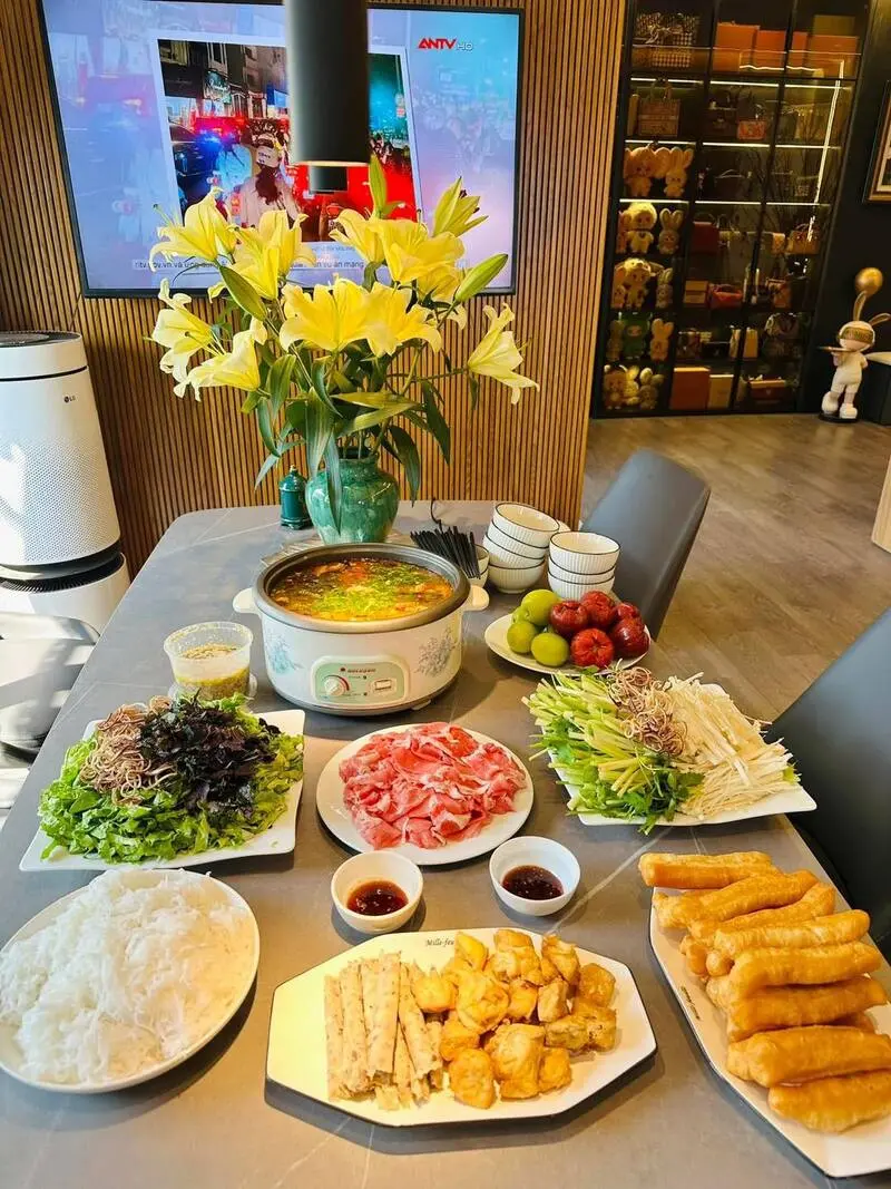 Truy t&igrave;m 13 qu&aacute;n lẩu ngon H&agrave; Nội nức tiếng gần xa 10