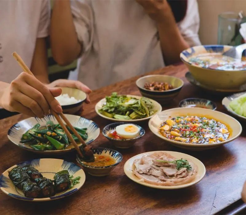 Xới Cơm, qu&aacute;n cơm phong c&aacute;ch nh&agrave; l&agrave;m được Michelin khen ngợi 4