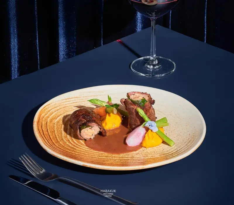Habakuk, coffee shop và fine bistro được Michelin đề cử