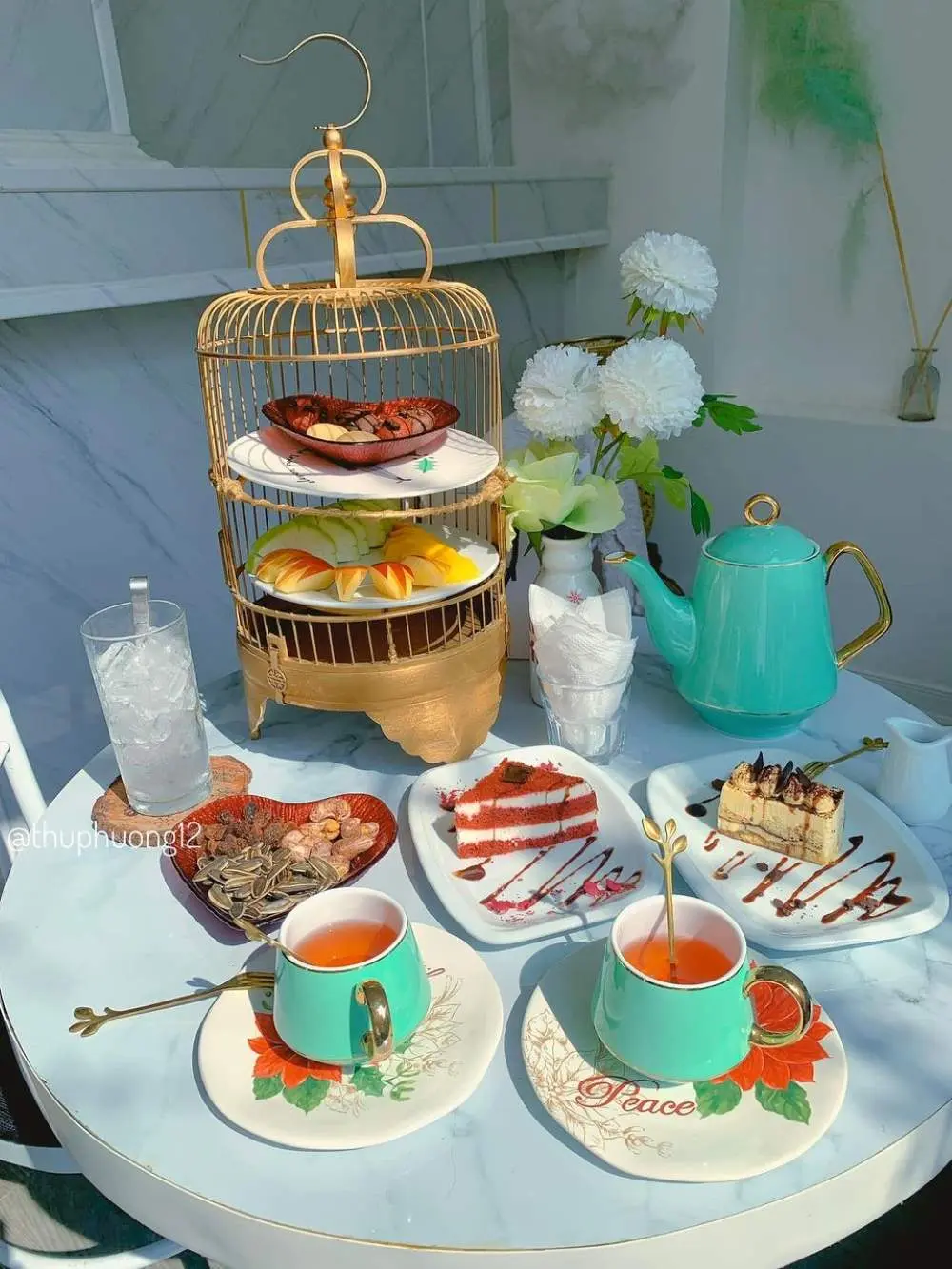 Hóa thân thành nàng thơ giữa chốn mơ tại Five O'clock Tea