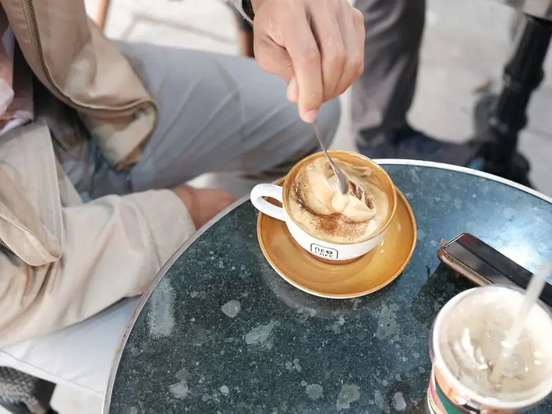 Khám phá 7+ quán cafe trứng Hà Nội thơm ngon chuẩn vị