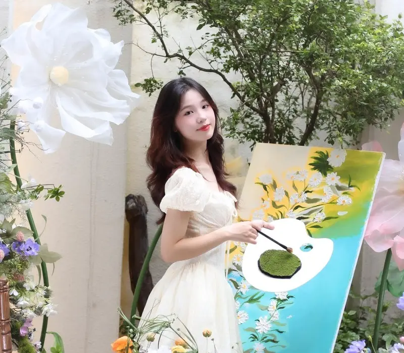 Khám phá La Jolie Café, khu vườn cổ tích giữa lòng Hà thành
