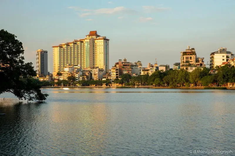 Bức tranh Ho&agrave;ng h&ocirc;n Hồ T&acirc;y tuyệt sắc những ng&agrave;y cuối thu 9