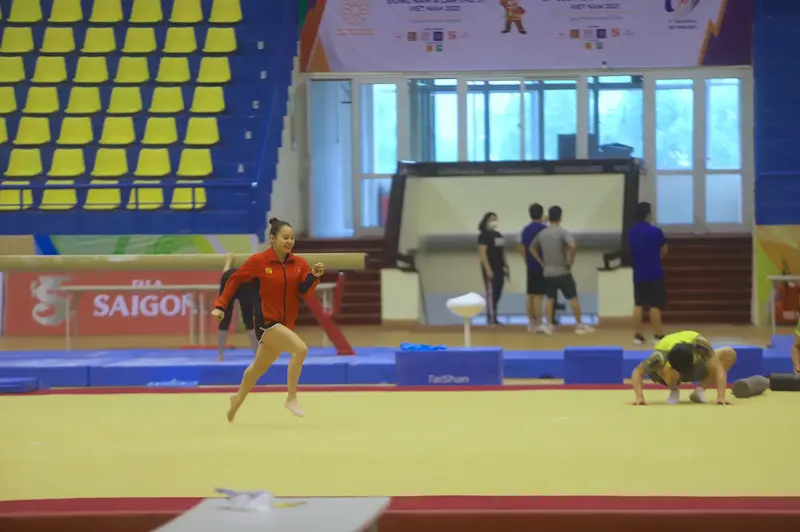 Cung thể thao Quần Ngựa: C&ocirc;ng tr&igrave;nh nổi tiếng giữa thủ đ&ocirc; 8
