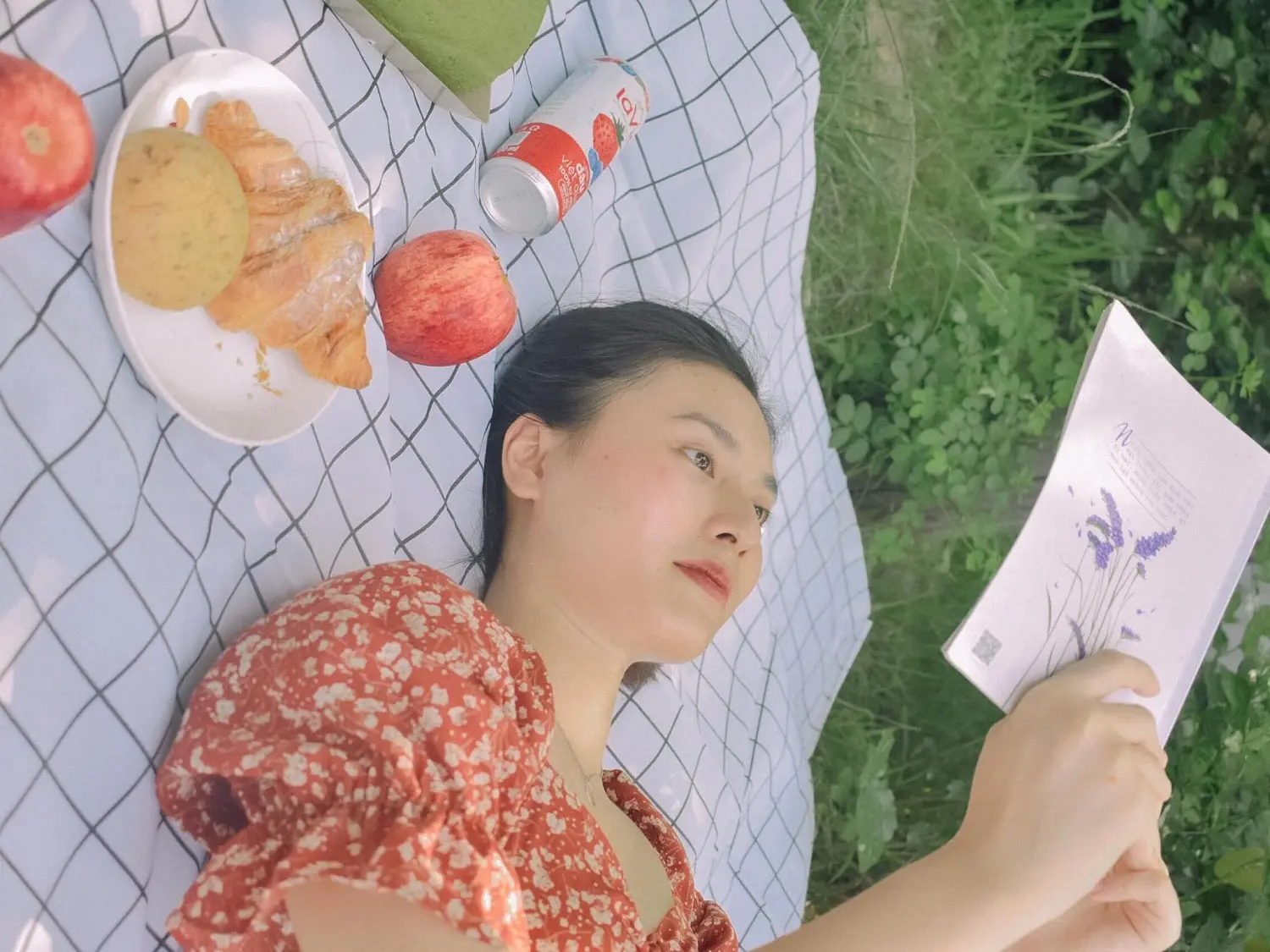 Kh&aacute;m ph&aacute; H&agrave; Nội &ldquo;g&oacute;i gọn&rdquo; trong chuyến đi picnic tại Santorini Park 6