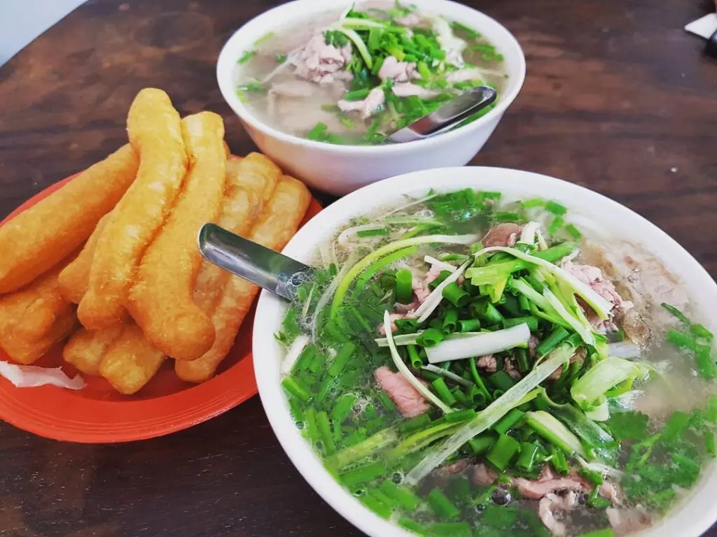 M&oacute;n ngon H&agrave; Nội &ndash; Phở gia truyền nổi tiếng tr&ecirc;n k&ecirc;nh du lịch EBS H&agrave;n Quốc 2
