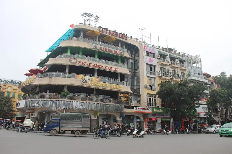 Tham quan t&ograve;a nh&agrave; H&agrave;m C&aacute; Mập nằm ngay vị tr&iacute; đắc địa thủ đ&ocirc; 2