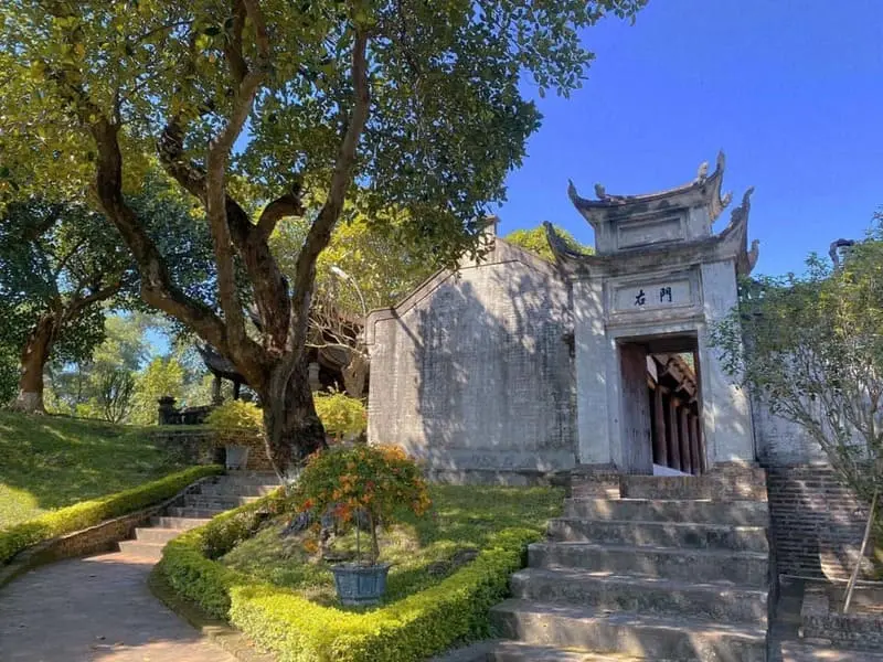 Th&agrave;nh Cổ Loa, di t&iacute;ch y&ecirc;n b&igrave;nh n&eacute;p m&igrave;nh nơi ngoại &ocirc; thủ đ&ocirc; 3