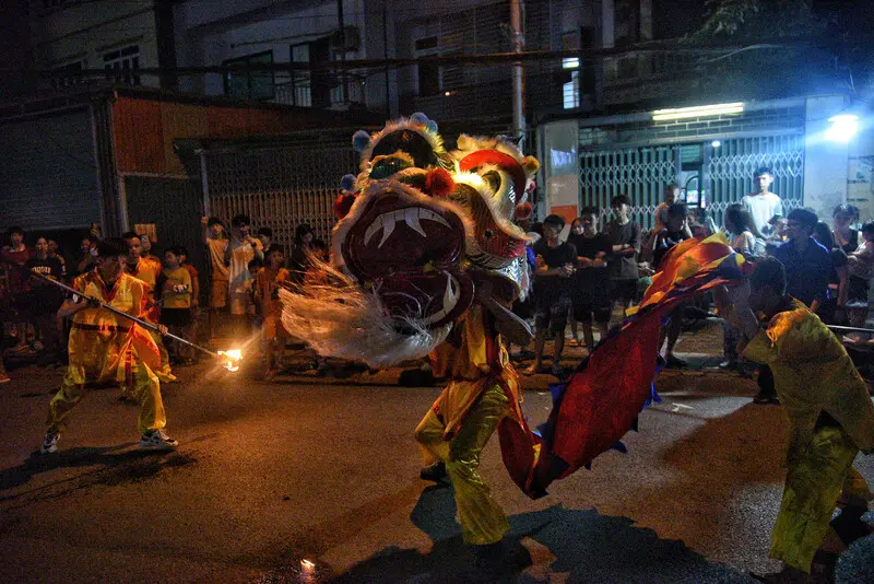 Top 13 địa điểm đi chơi Trung thu H&agrave; Nội trải nghiệm mu&ocirc;n kiểu thưởng trăng 15