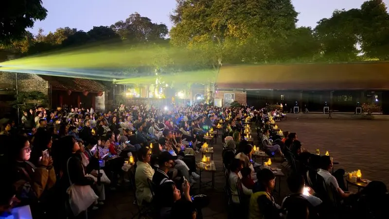 Tour đ&ecirc;m Văn Miếu Quốc Tử Gi&aacute;m, kh&aacute;m ph&aacute; di t&iacute;ch theo c&aacute;ch mới 9