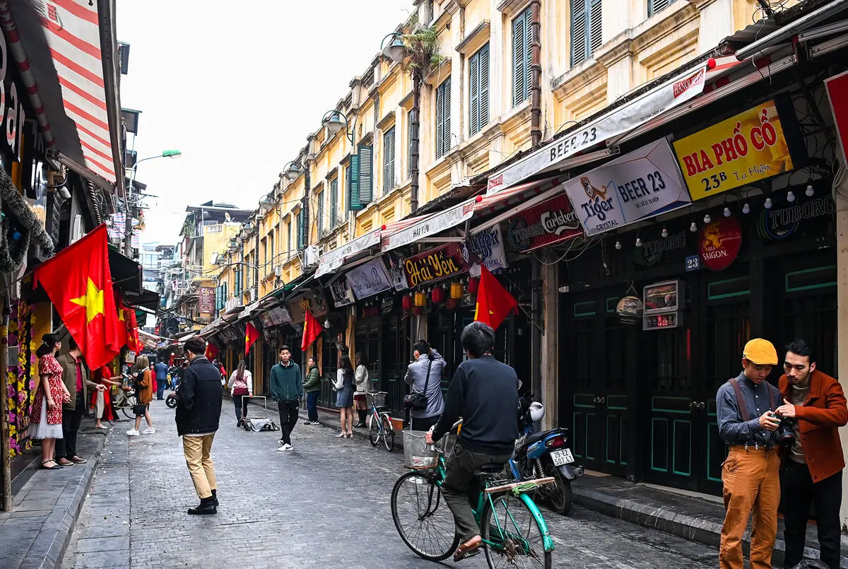 Bật m&iacute; lịch tr&igrave;nh dạo chơi 1 ng&agrave;y ở H&agrave; Nội cổ k&iacute;nh v&agrave; mộng mơ 3