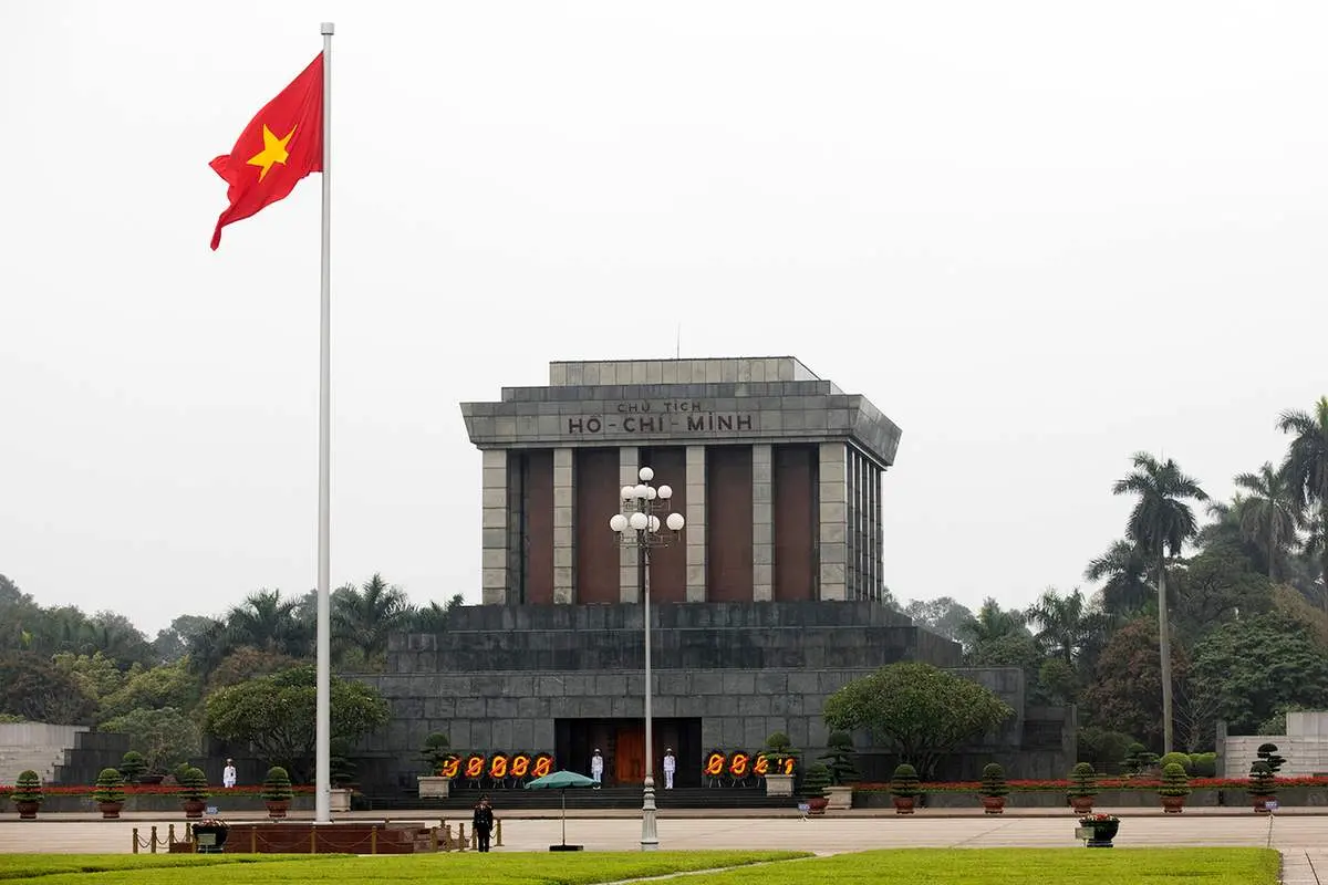 Bật m&iacute; lịch tr&igrave;nh dạo chơi 1 ng&agrave;y ở H&agrave; Nội cổ k&iacute;nh v&agrave; mộng mơ 4
