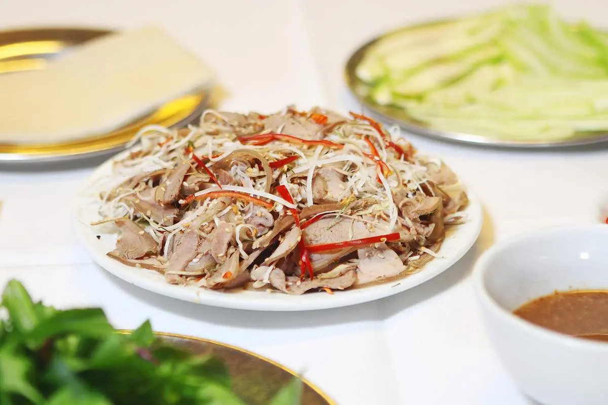 10 Qu&aacute;n ăn tối ngon Hải Ph&ograve;ng đ&aacute;ng để thưởng thức 3