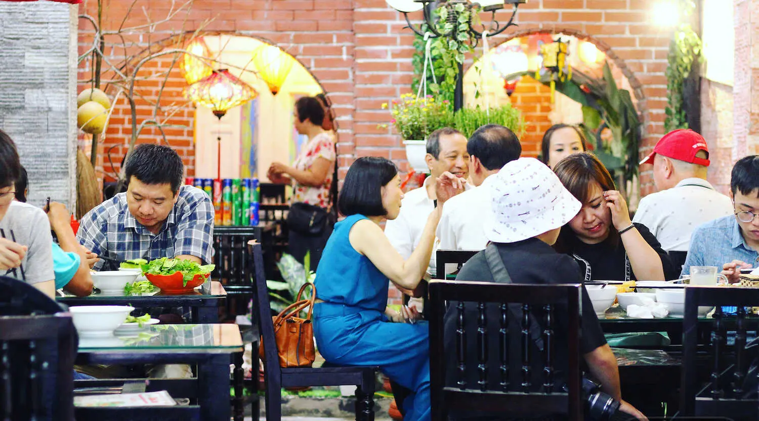 C&oacute; về Hải Ph&ograve;ng, nhớ dừng ch&acirc;n thưởng thức B&aacute;nh đa cua B&agrave; Cụ 14