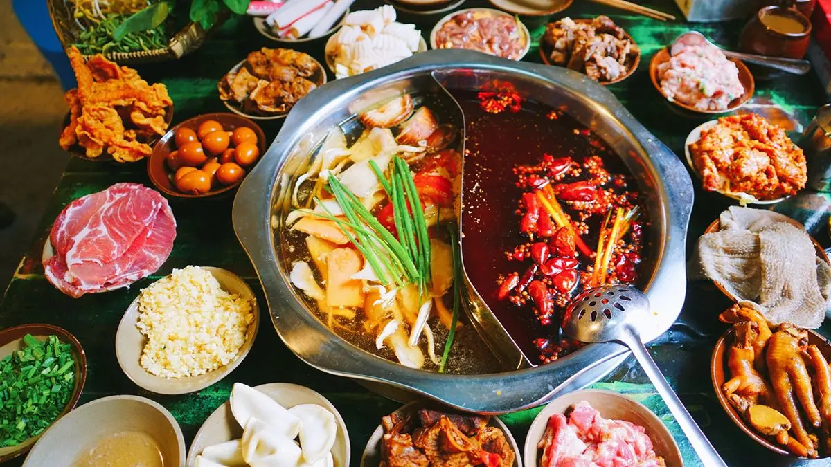 Cơn m&ecirc; kh&oacute; cưỡng tại Nh&agrave; h&agrave;ng lẩu Tứ Xuy&ecirc;n Hải Ph&ograve;ng 2