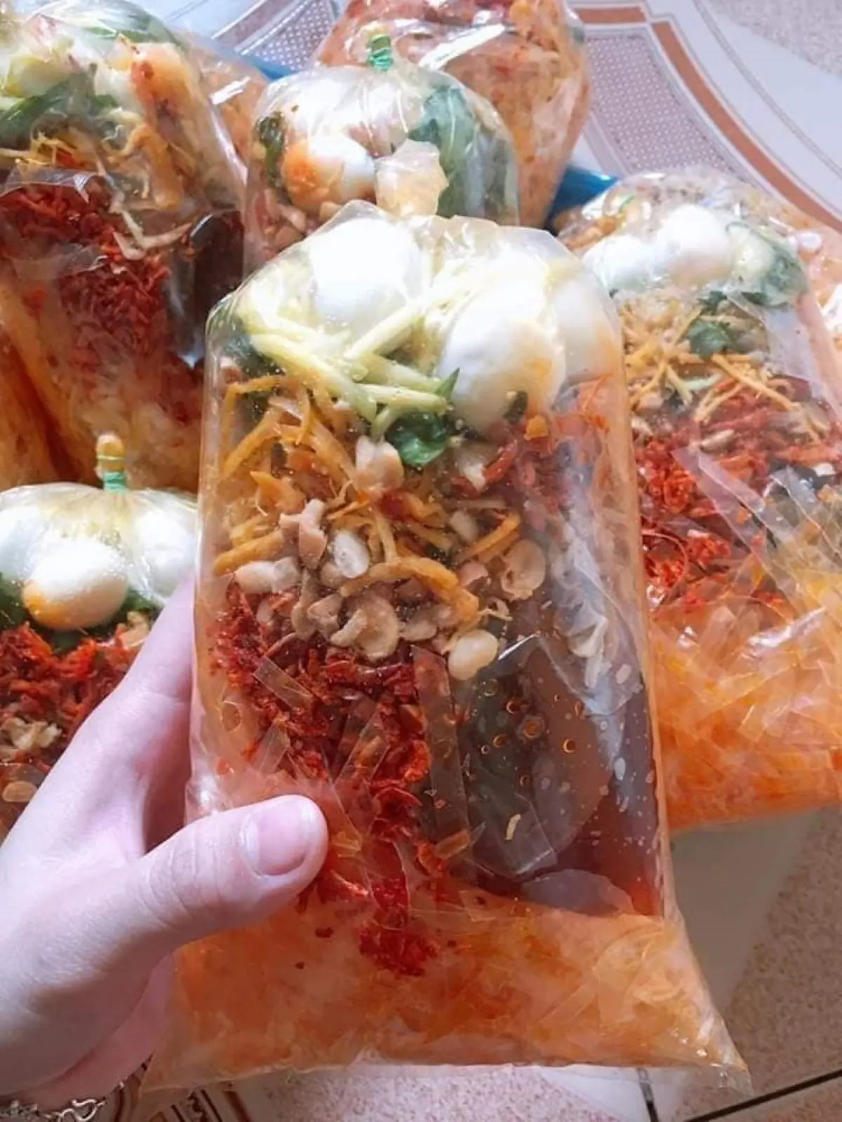 Cùng MIA.vn phá đảo ẩm thực tại Ăn vặt 102 Hải Phòng 5
