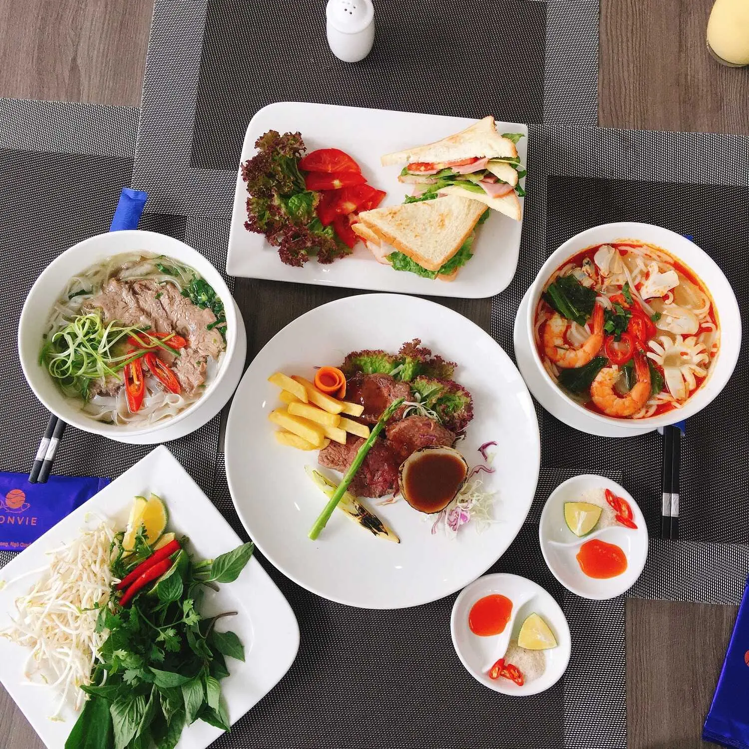 Đ&aacute;nh thức mọi gi&aacute;c quan c&ugrave;ng c&aacute;c nh&agrave; h&agrave;ng sang trọng ở Hải Ph&ograve;ng 3