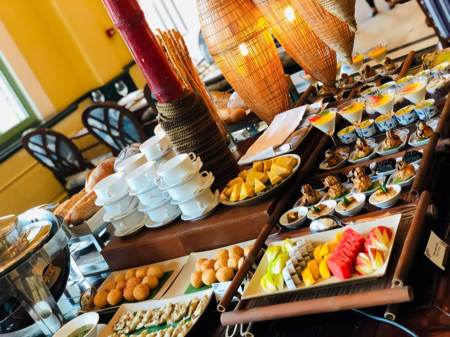 Đập tan ranh giới ẩm thực &Aacute; &Acirc;u tại Nam Phương restaurant Hải Ph&ograve;ng 10