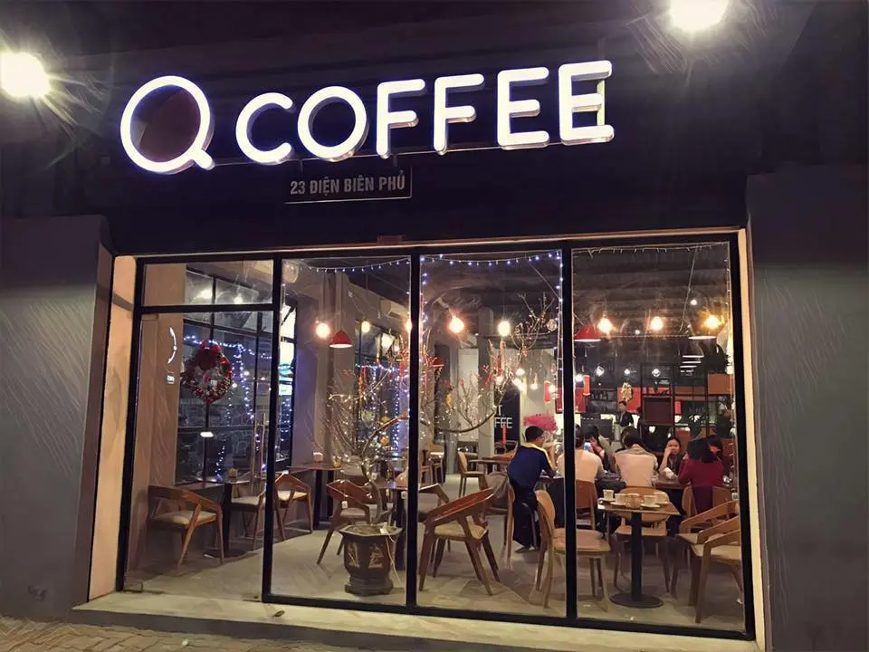 Đi nh&oacute;m đ&ocirc;ng cũng kh&ocirc;ng lo khi gh&eacute; Q Coffee Hải Ph&ograve;ng 10