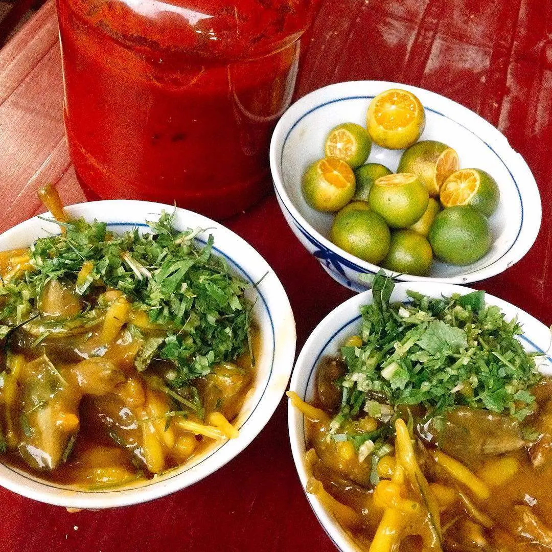 Điểm danh những Qu&aacute;n ăn vặt ngon ở Hải Ph&ograve;ng 12