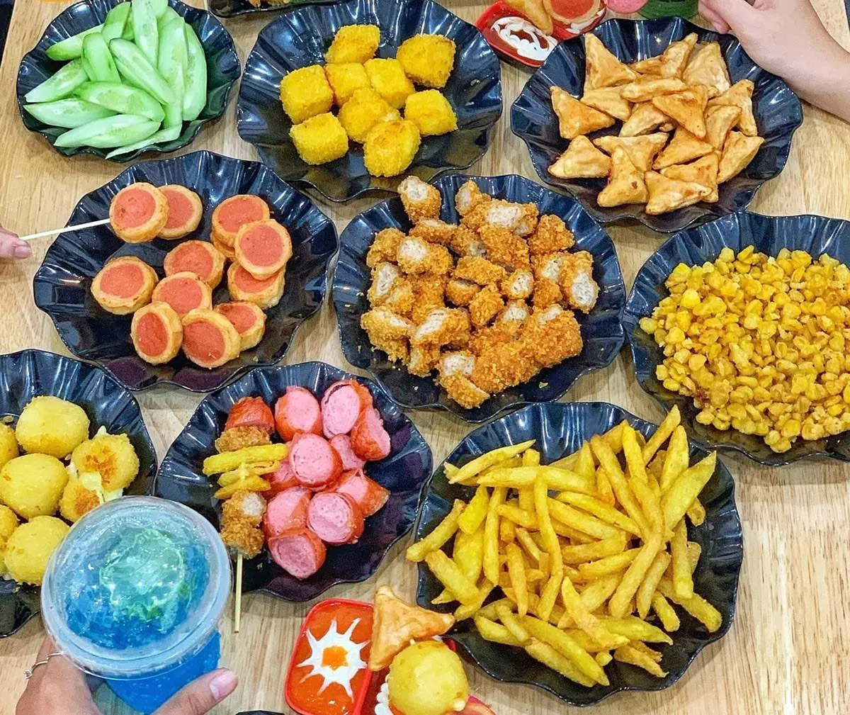 Điểm danh những Qu&aacute;n ăn vặt ngon ở Hải Ph&ograve;ng 6