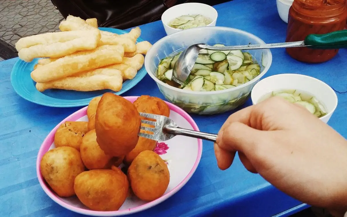 Điểm nhẹ Top qu&aacute;n ăn vặt Hải Ph&ograve;ng được giới trẻ Đất Cảng m&ecirc; t&iacute;t 9