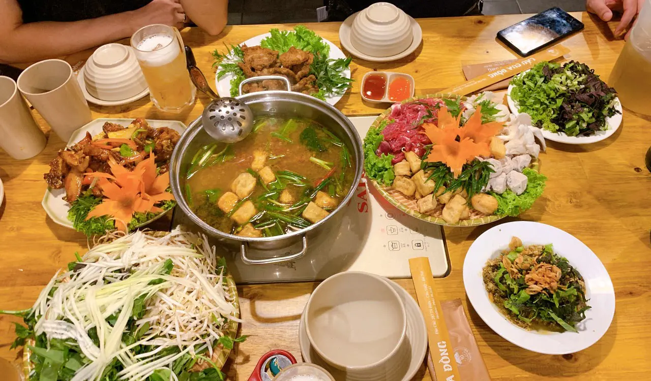 Điểm qua Top 13 qu&aacute;n lẩu cua đồng Hải Ph&ograve;ng l&agrave;m say l&ograve;ng c&aacute;c bạn trẻ 5