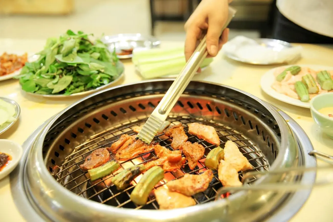 H&iacute;t h&agrave; Lẩu d&ecirc; Nhất Ly - tuyệt đỉnh qu&aacute;n ngon tại Hải Ph&ograve;ng 5
