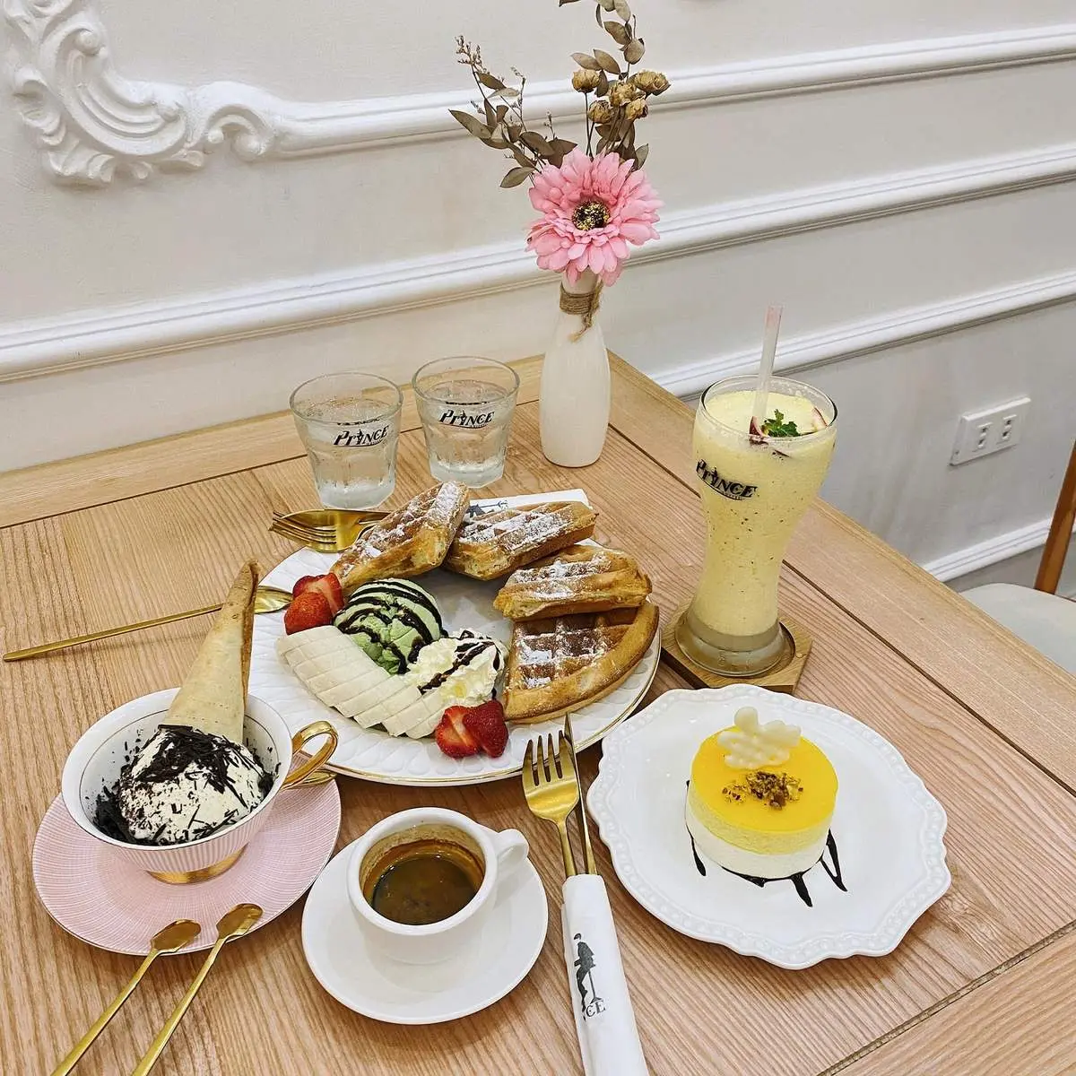 Lưu đầy bộ nhớ ảnh với c&aacute;c qu&aacute;n cafe sống ảo Hải Ph&ograve;ng 14