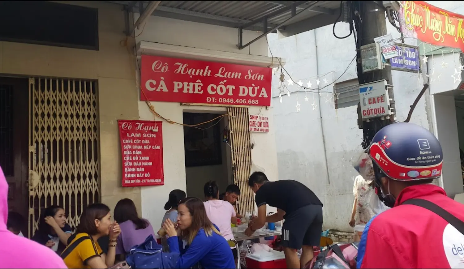Ng&acirc;y ngất với qu&aacute;n C&agrave; ph&ecirc; cốt dừa c&ocirc; Hạnh ở Hải Ph&ograve;ng 3