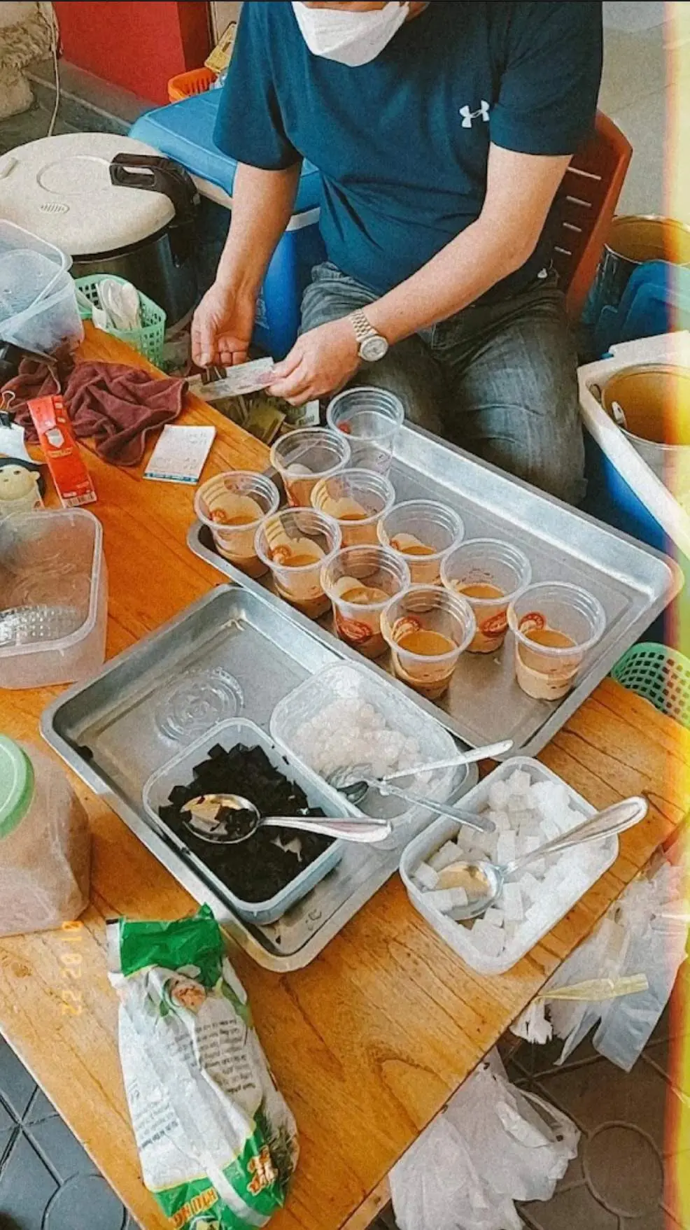 Ng&acirc;y ngất với qu&aacute;n C&agrave; ph&ecirc; cốt dừa c&ocirc; Hạnh ở Hải Ph&ograve;ng 12