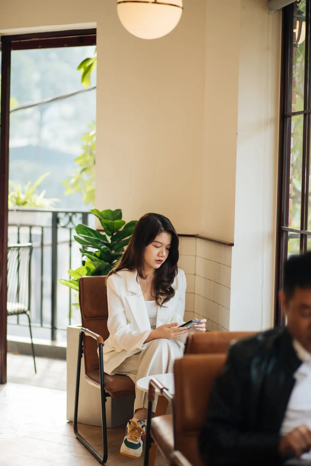 The Coffee House Cầu Đất, b&ocirc;ng sen trắng mọc giữa g&oacute;c ng&atilde; tư Lương Kh&aacute;nh Thiện 15