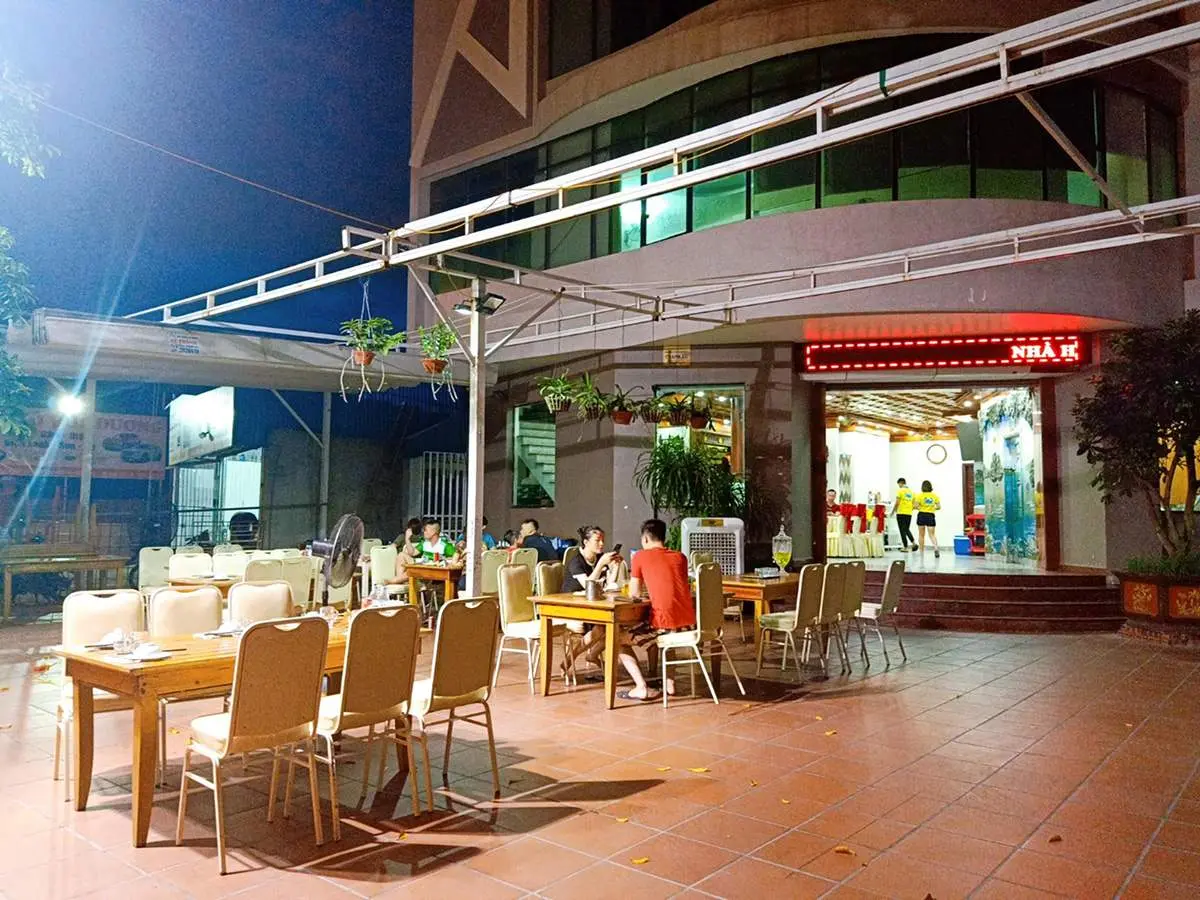 Thưởng thức hải sản tươi sống tại Nh&agrave; h&agrave;ng Amakong Hải Ph&ograve;ng 2