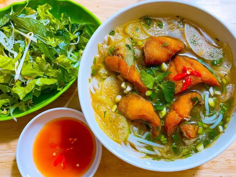 Top 10 qu&aacute;n b&uacute;n c&aacute; cay Hải Ph&ograve;ng ngon nức tiếng, ăn l&agrave; m&ecirc; 6