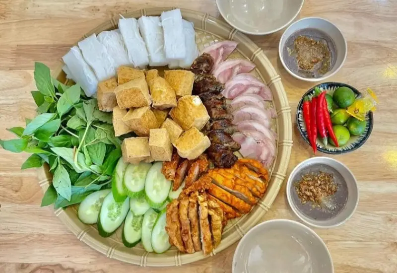 Top 8 qu&aacute;n b&uacute;n đậu mắm t&ocirc;m Hải Ph&ograve;ng thơm ngon nức tiếng 6