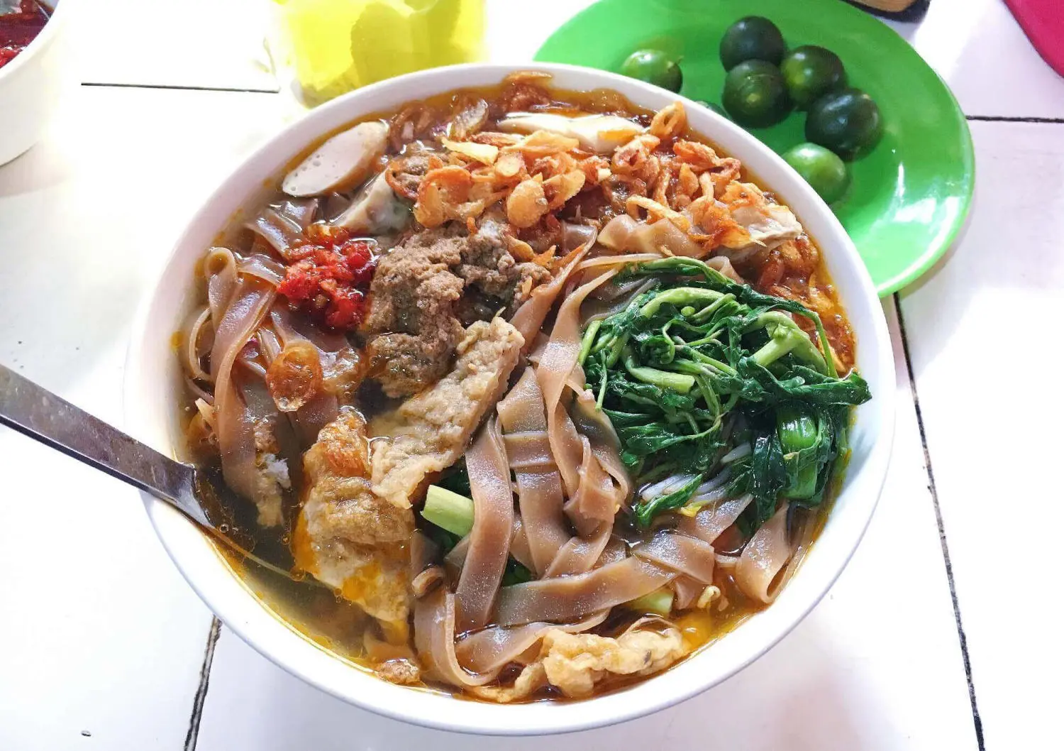 Top qu&aacute;n b&aacute;nh đa cua Hải Ph&ograve;ng nổi tiếng khắp đất Cảng 9