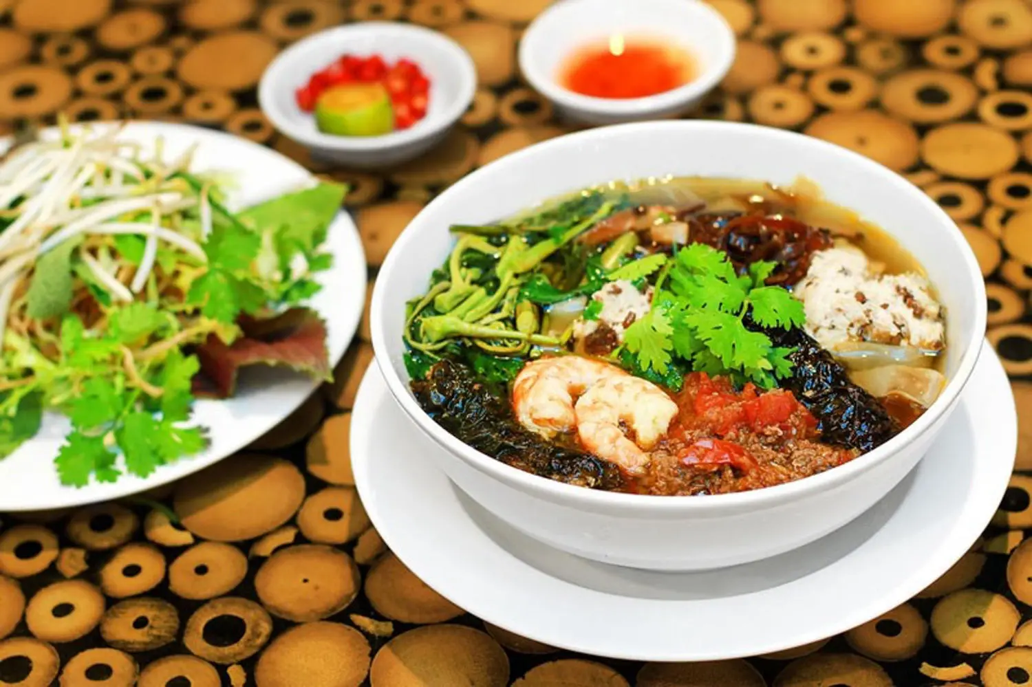 Top qu&aacute;n b&aacute;nh đa cua Hải Ph&ograve;ng nổi tiếng khắp đất Cảng 7