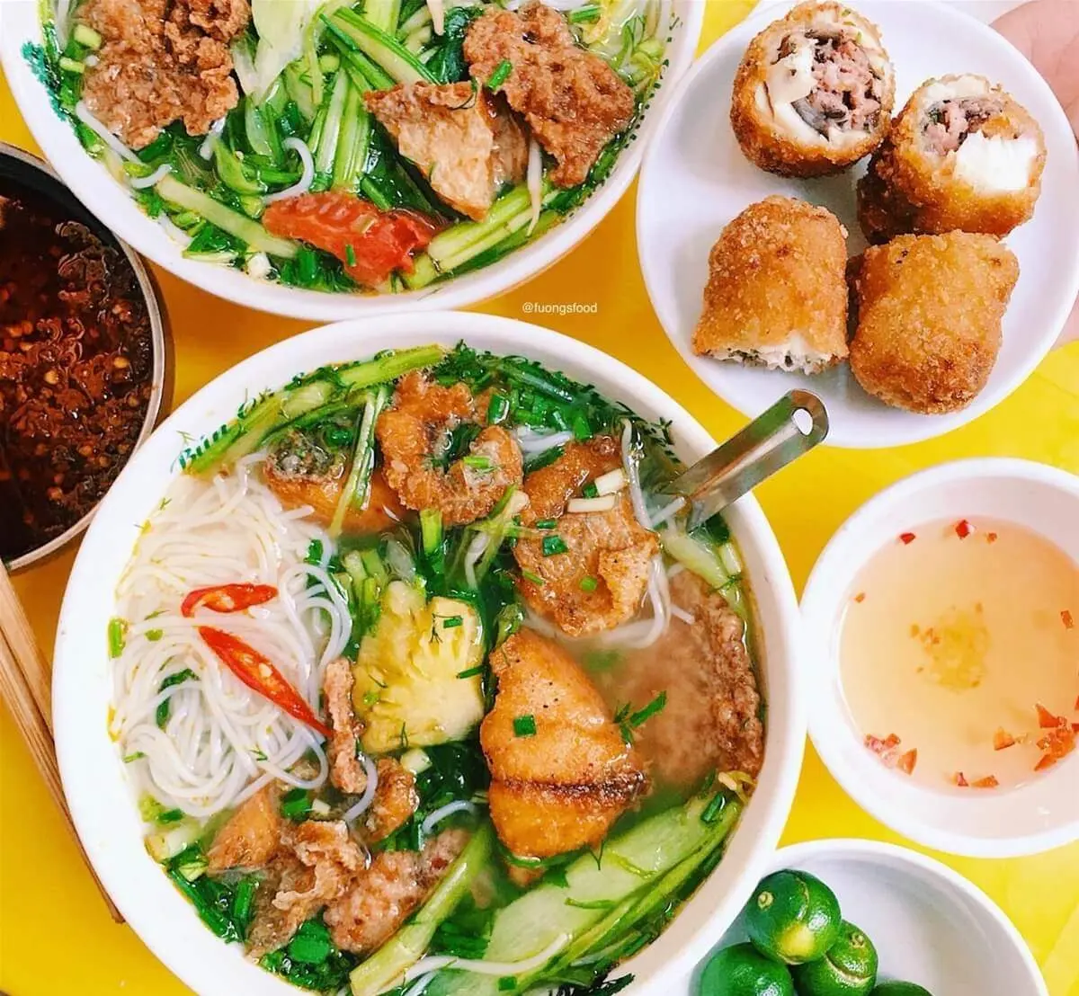 Vừa h&iacute;t h&agrave; vừa say đắm Top qu&aacute;n b&uacute;n c&aacute; cay Hải ph&ograve;ng 9