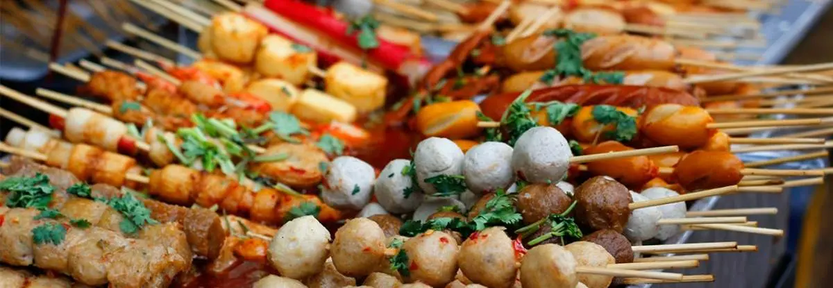 Cùng MIA.vn phá đảo ẩm thực tại Ăn vặt 102 Hải Phòng