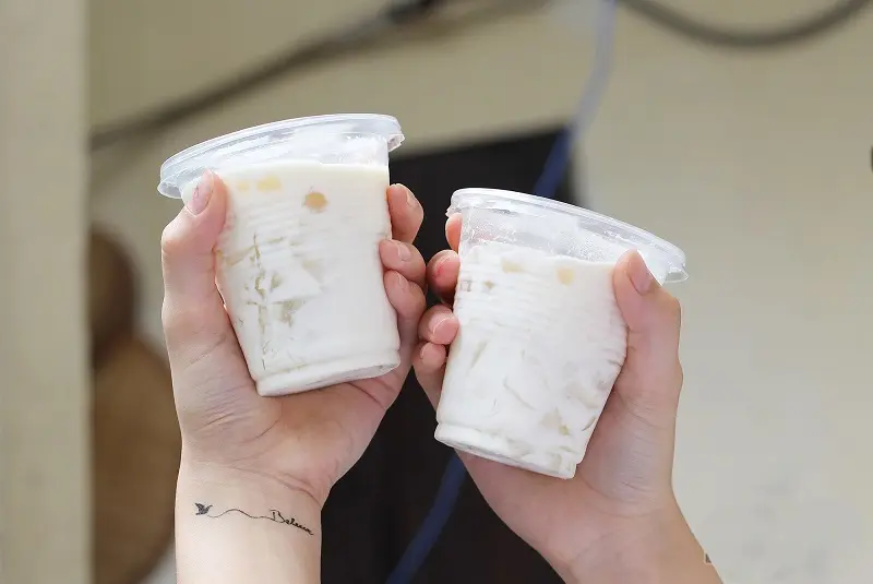 Thử một lần thưởng thức Đặc sản dừa dầm Hải Phòng với MIA.vn