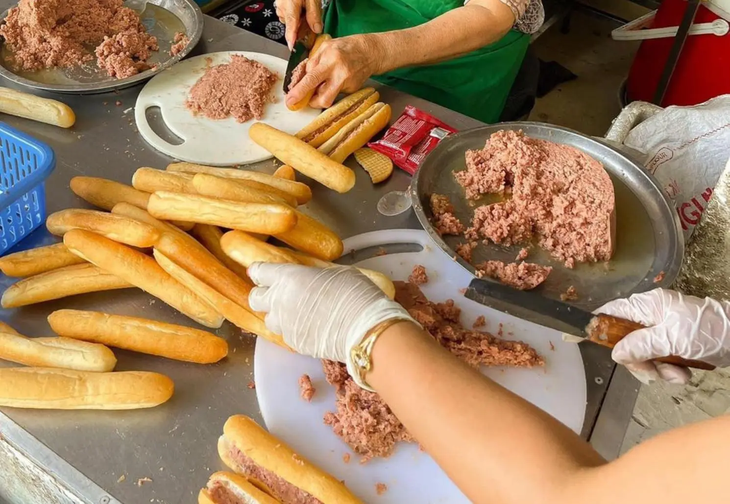 2 ng&agrave;y kh&aacute;m ph&aacute; ẩm thực Hải Ph&ograve;ng c&ugrave;ng anh bạn đến từ H&agrave; Nội 7