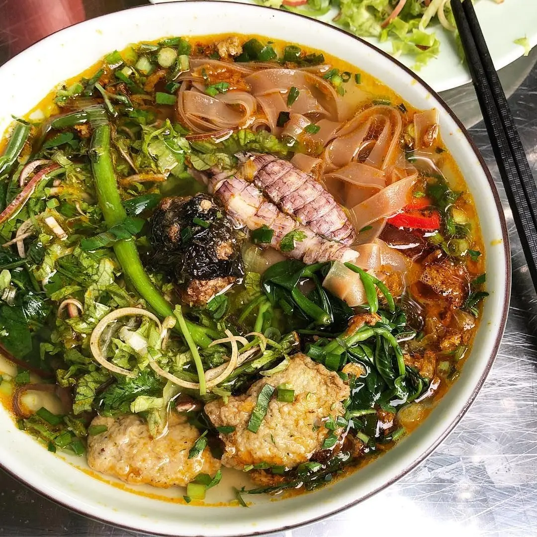 Loanh quanh mọi nơi với Review Foodtour Hải Phòng 2