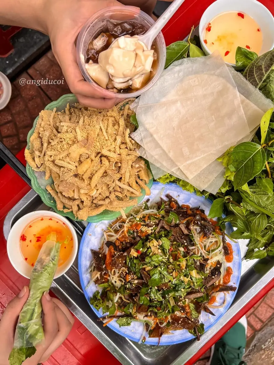 Một ng&agrave;y kh&aacute;m ph&aacute; Food tour Hải Ph&ograve;ng c&ugrave;ng hội bạn th&acirc;n cực chất 4