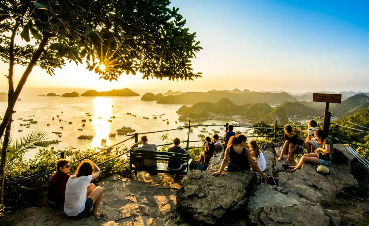 Nắm gọn đảo C&aacute;t B&agrave; trong tay với Review du lịch đảo C&aacute;t B&agrave; 6
