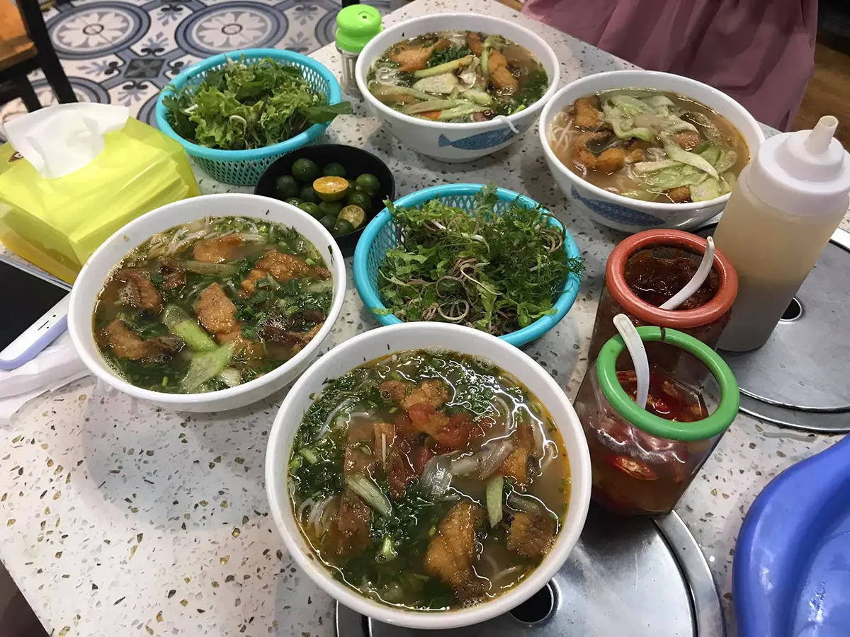 Bỏ t&uacute;i trọn bộ Kinh nghiệm kh&aacute;m ph&aacute; Hải Ph&ograve;ng tự t&uacute;c 10