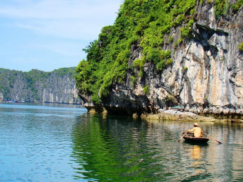 Tham khảo Chi phí du lịch Hải Phòng trước khi lên đường khám phá
